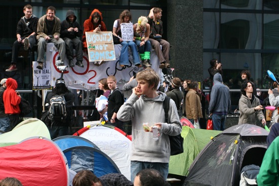 Happy tech camping in the G20 street Happy tech camping in the G20 street